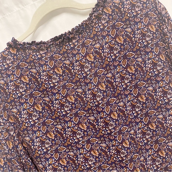 Bobeau Navy & Brown Boho Ditsy Floral V-neck Tassel Blouse - Picture 5 of 9